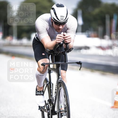16.08.2026 - KN Förde Triathlon 2026 H.Heesch http://msf.ph/oto/9974725 16.08.2026 11:04:37 Radfahren 321 meine-sportfotos.de