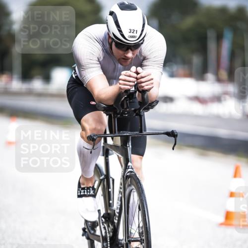 16.08.2026 - KN Förde Triathlon 2026 H.Heesch http://msf.ph/oto/9974726 16.08.2026 11:04:37 Radfahren 321 meine-sportfotos.de