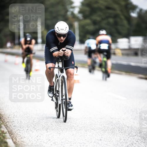 16.08.2026 - KN Förde Triathlon 2026 H.Heesch http://msf.ph/oto/9974759 16.08.2026 11:05:05 Radfahren 328, 337, 358, 373 meine-sportfotos.de