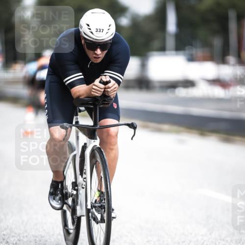 16.08.2026 - KN Förde Triathlon 2026 H.Heesch http://msf.ph/oto/9974770 16.08.2026 11:05:05 Radfahren 328, 337, 358, 373 meine-sportfotos.de