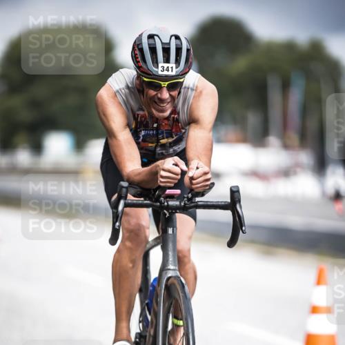 16.08.2026 - KN Förde Triathlon 2026 H.Heesch http://msf.ph/oto/9974805 16.08.2026 11:05:18 Radfahren 341, 350, 355, 367 meine-sportfotos.de