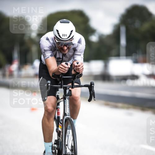 16.08.2026 - KN Förde Triathlon 2026 H.Heesch http://msf.ph/oto/9974857 16.08.2026 11:06:37 Radfahren 331 meine-sportfotos.de