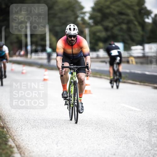 16.08.2026 - KN Förde Triathlon 2026 H.Heesch http://msf.ph/oto/9974874 16.08.2026 11:07:19 Radfahren 302, 304, 306, 322, 328, 345, 348, 356, 371 meine-sportfotos.de