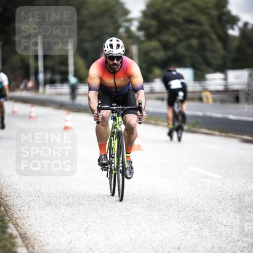 16.08.2026 - KN Förde Triathlon 2026 H.Heesch http://msf.ph/oto/9974875 16.08.2026 11:07:19 Radfahren 302, 304, 306, 322, 328, 345, 348, 356, 371 meine-sportfotos.de