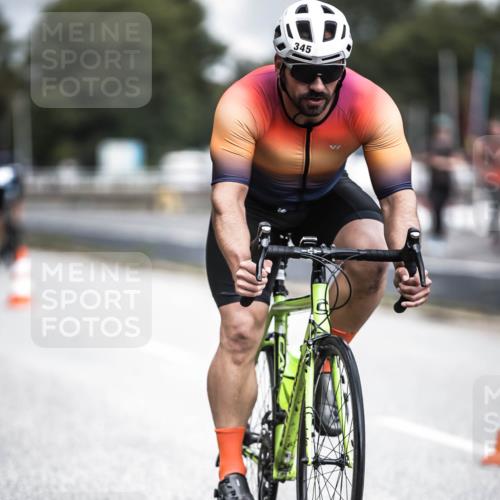 16.08.2026 - KN Förde Triathlon 2026 H.Heesch http://msf.ph/oto/9974893 16.08.2026 11:07:20 Radfahren 302, 304, 306, 322, 328, 345, 348, 371 meine-sportfotos.de