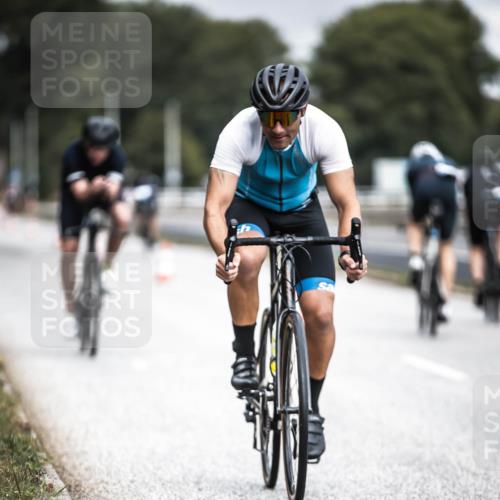 16.08.2026 - KN Förde Triathlon 2026 H.Heesch http://msf.ph/oto/9974896 16.08.2026 11:07:22 Radfahren 302, 322, 328, 345, 348, 371 meine-sportfotos.de