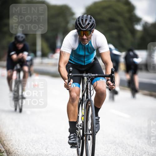 16.08.2026 - KN Förde Triathlon 2026 H.Heesch http://msf.ph/oto/9974899 16.08.2026 11:07:22 Radfahren 302, 322, 328, 345, 348, 371 meine-sportfotos.de