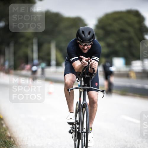 16.08.2026 - KN Förde Triathlon 2026 H.Heesch http://msf.ph/oto/9974905 16.08.2026 11:07:23 Radfahren 302, 322, 328, 345, 348, 371 meine-sportfotos.de