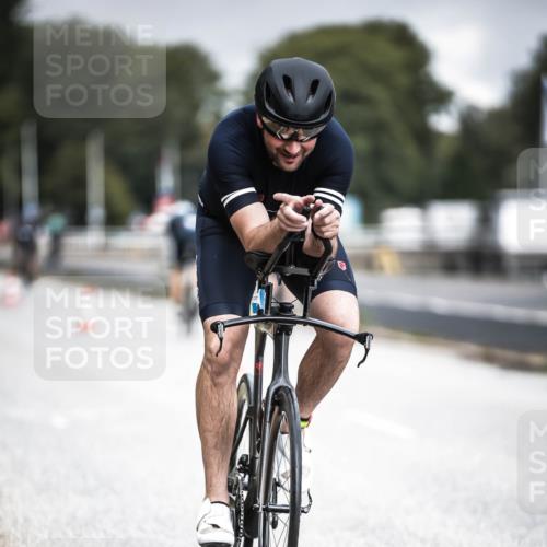 16.08.2026 - KN Förde Triathlon 2026 H.Heesch http://msf.ph/oto/9974909 16.08.2026 11:07:24 Radfahren 302, 322, 328 meine-sportfotos.de
