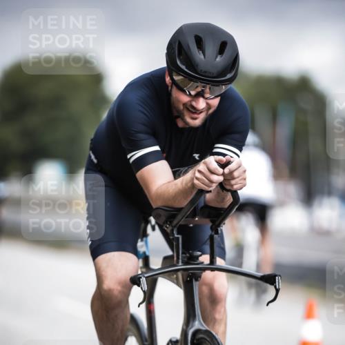 16.08.2026 - KN Förde Triathlon 2026 H.Heesch http://msf.ph/oto/9974917 16.08.2026 11:07:24 Radfahren 302, 322, 328 meine-sportfotos.de