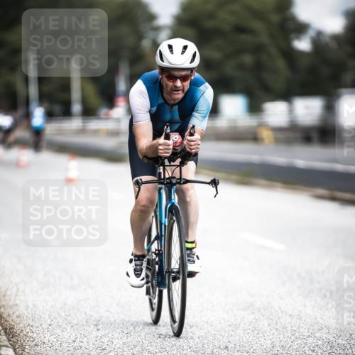 16.08.2026 - KN Förde Triathlon 2026 H.Heesch http://msf.ph/oto/9974946 16.08.2026 11:07:37 Radfahren 330, 350, 355 meine-sportfotos.de