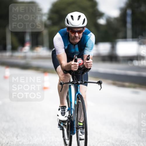 16.08.2026 - KN Förde Triathlon 2026 H.Heesch http://msf.ph/oto/9974951 16.08.2026 11:07:37 Radfahren 330, 350, 355 meine-sportfotos.de