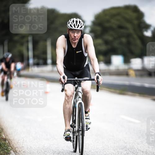 16.08.2026 - KN Förde Triathlon 2026 H.Heesch http://msf.ph/oto/9974957 16.08.2026 11:07:41 Radfahren 355, 367 meine-sportfotos.de