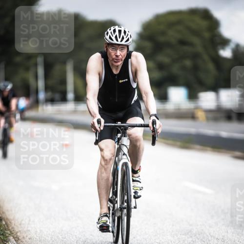 16.08.2026 - KN Förde Triathlon 2026 H.Heesch http://msf.ph/oto/9974958 16.08.2026 11:07:41 Radfahren 355, 367 meine-sportfotos.de