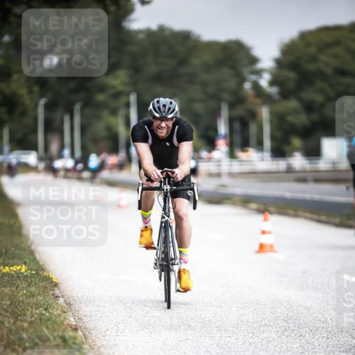 16.08.2026 - KN Förde Triathlon 2026 H.Heesch http://msf.ph/oto/9974972 16.08.2026 11:07:43 Radfahren 355, 367, 391 meine-sportfotos.de