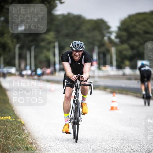 16.08.2026 - KN Förde Triathlon 2026 H.Heesch http://msf.ph/oto/9974977 16.08.2026 11:07:43 Radfahren 355, 367, 391 meine-sportfotos.de