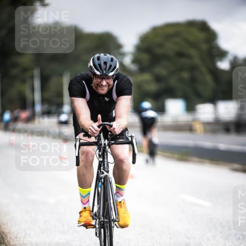 16.08.2026 - KN Förde Triathlon 2026 H.Heesch http://msf.ph/oto/9974987 16.08.2026 11:07:44 Radfahren 355, 367, 391 meine-sportfotos.de