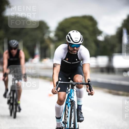 16.08.2026 - KN Förde Triathlon 2026 H.Heesch http://msf.ph/oto/9975009 16.08.2026 11:08:05 Radfahren 301, 307, 359, 382, 804 meine-sportfotos.de