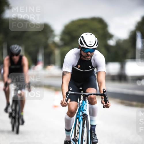 16.08.2026 - KN Förde Triathlon 2026 H.Heesch http://msf.ph/oto/9975010 16.08.2026 11:08:05 Radfahren 301, 307, 359, 382, 804 meine-sportfotos.de