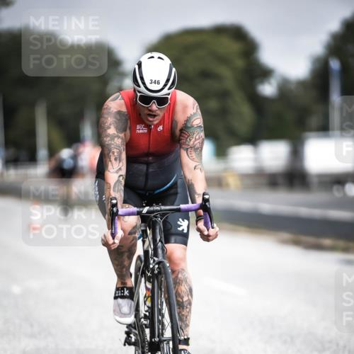 16.08.2026 - KN Förde Triathlon 2026 H.Heesch http://msf.ph/oto/9975026 16.08.2026 11:08:36 Radfahren 342, 346 meine-sportfotos.de