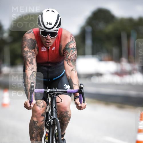 16.08.2026 - KN Förde Triathlon 2026 H.Heesch http://msf.ph/oto/9975033 16.08.2026 11:08:36 Radfahren 342, 346 meine-sportfotos.de
