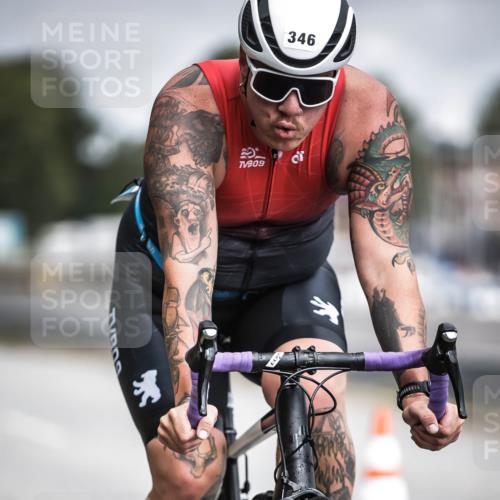 16.08.2026 - KN Förde Triathlon 2026 H.Heesch http://msf.ph/oto/9975039 16.08.2026 11:08:36 Radfahren 342, 346 meine-sportfotos.de
