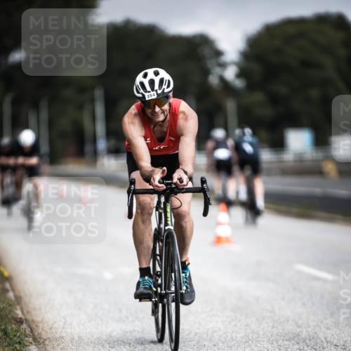 16.08.2026 - KN Förde Triathlon 2026 H.Heesch http://msf.ph/oto/9975055 16.08.2026 11:09:13 Radfahren 304, 308, 317, 353, 354, 368 meine-sportfotos.de