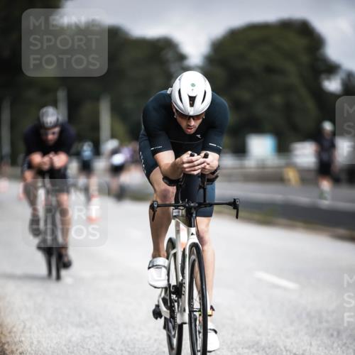 16.08.2026 - KN Förde Triathlon 2026 H.Heesch http://msf.ph/oto/9975075 16.08.2026 11:09:16 Radfahren 304, 308, 317, 354 meine-sportfotos.de