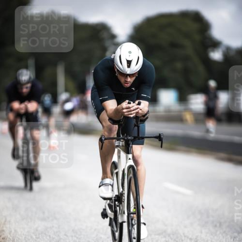 16.08.2026 - KN Förde Triathlon 2026 H.Heesch http://msf.ph/oto/9975076 16.08.2026 11:09:16 Radfahren 304, 308, 317, 354 meine-sportfotos.de