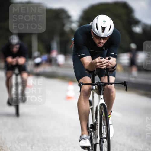 16.08.2026 - KN Förde Triathlon 2026 H.Heesch http://msf.ph/oto/9975079 16.08.2026 11:09:16 Radfahren 304, 308, 317, 354 meine-sportfotos.de