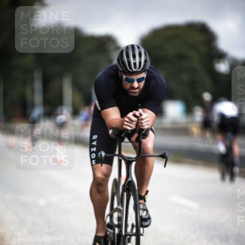16.08.2026 - KN Förde Triathlon 2026 H.Heesch http://msf.ph/oto/9975081 16.08.2026 11:09:17 Radfahren 304, 308, 317, 354 meine-sportfotos.de
