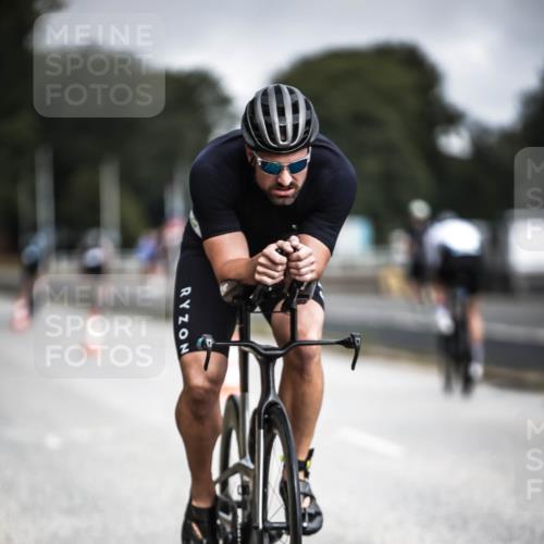 16.08.2026 - KN Förde Triathlon 2026 H.Heesch http://msf.ph/oto/9975082 16.08.2026 11:09:17 Radfahren 304, 308, 317, 354 meine-sportfotos.de