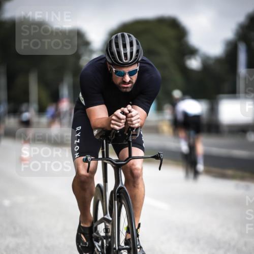 16.08.2026 - KN Förde Triathlon 2026 H.Heesch http://msf.ph/oto/9975083 16.08.2026 11:09:17 Radfahren 304, 308, 317, 354 meine-sportfotos.de