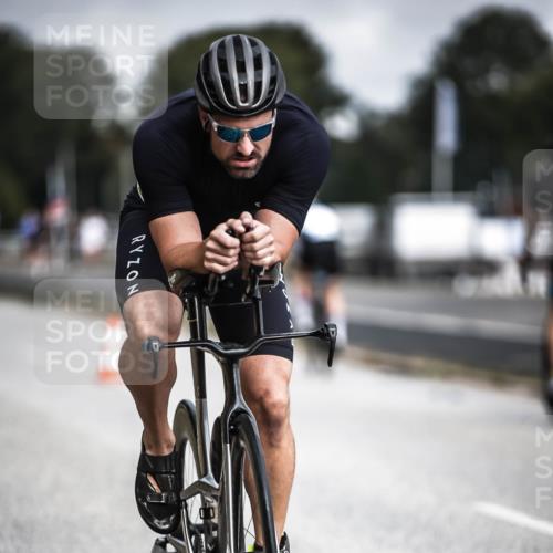 16.08.2026 - KN Förde Triathlon 2026 H.Heesch http://msf.ph/oto/9975085 16.08.2026 11:09:17 Radfahren 304, 308, 317, 354 meine-sportfotos.de