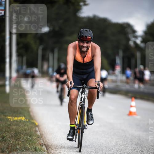 16.08.2026 - KN Förde Triathlon 2026 H.Heesch http://msf.ph/oto/9975089 16.08.2026 11:09:25 Radfahren 349, 356, 369, 441 meine-sportfotos.de