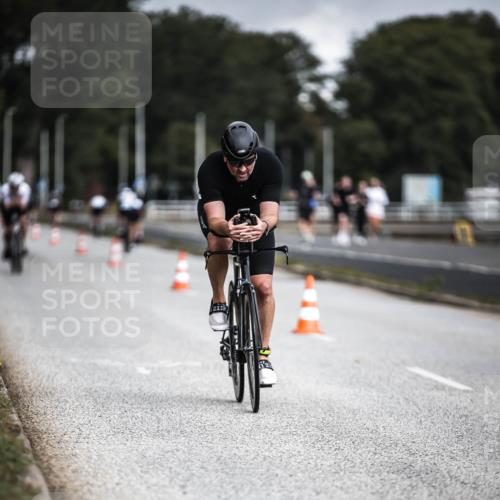 16.08.2026 - KN Förde Triathlon 2026 H.Heesch http://msf.ph/oto/9975109 16.08.2026 11:09:27 Radfahren 221, 302, 349, 356, 357, 369, 397, 441 meine-sportfotos.de