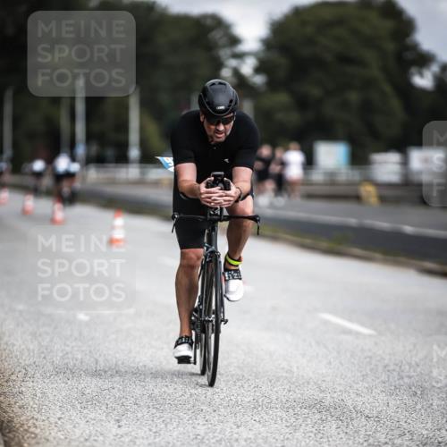 16.08.2026 - KN Förde Triathlon 2026 H.Heesch http://msf.ph/oto/9975115 16.08.2026 11:09:27 Radfahren 221, 302, 349, 356, 357, 369, 397, 441 meine-sportfotos.de
