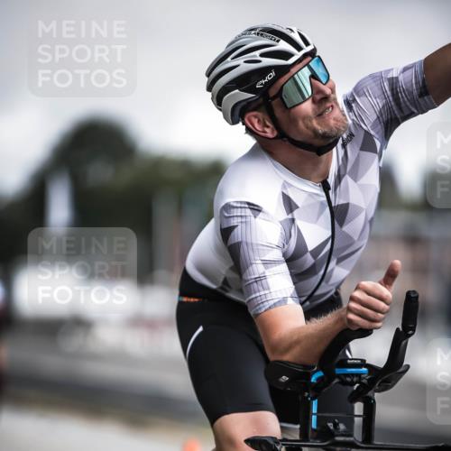 16.08.2026 - KN Förde Triathlon 2026 H.Heesch http://msf.ph/oto/9975137 16.08.2026 11:09:32 Radfahren 221, 302, 305, 330, 357, 369, 377, 389, 397 meine-sportfotos.de