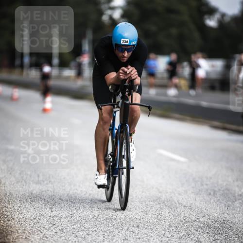 16.08.2026 - KN Förde Triathlon 2026 H.Heesch http://msf.ph/oto/9975147 16.08.2026 11:09:36 Radfahren 305, 330, 377, 389 meine-sportfotos.de
