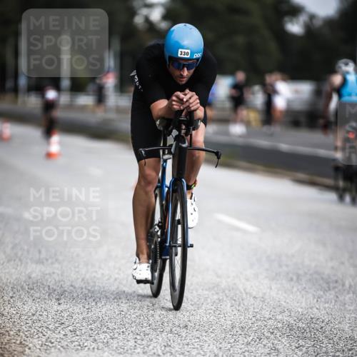 16.08.2026 - KN Förde Triathlon 2026 H.Heesch http://msf.ph/oto/9975148 16.08.2026 11:09:36 Radfahren 305, 330, 377, 389 meine-sportfotos.de