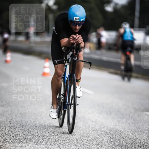 16.08.2026 - KN Förde Triathlon 2026 H.Heesch http://msf.ph/oto/9975150 16.08.2026 11:09:36 Radfahren 305, 330, 377, 389 meine-sportfotos.de