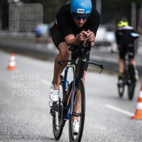16.08.2026 - KN Förde Triathlon 2026 H.Heesch http://msf.ph/oto/9975155 16.08.2026 11:09:36 Radfahren 305, 330, 377, 389 meine-sportfotos.de