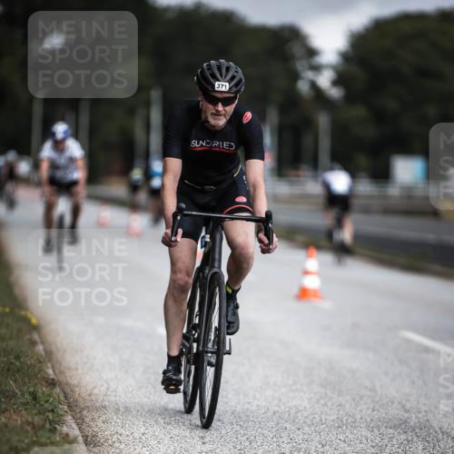 16.08.2026 - KN Förde Triathlon 2026 H.Heesch http://msf.ph/oto/9975162 16.08.2026 11:09:44 Radfahren 306, 364, 371 meine-sportfotos.de