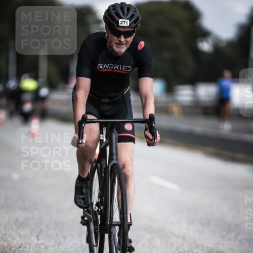 16.08.2026 - KN Förde Triathlon 2026 H.Heesch http://msf.ph/oto/9975171 16.08.2026 11:09:45 Radfahren 306, 364, 371 meine-sportfotos.de