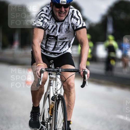16.08.2026 - KN Förde Triathlon 2026 H.Heesch http://msf.ph/oto/9975194 16.08.2026 11:09:48 Radfahren 306, 312, 364, 371, 388, 392 meine-sportfotos.de