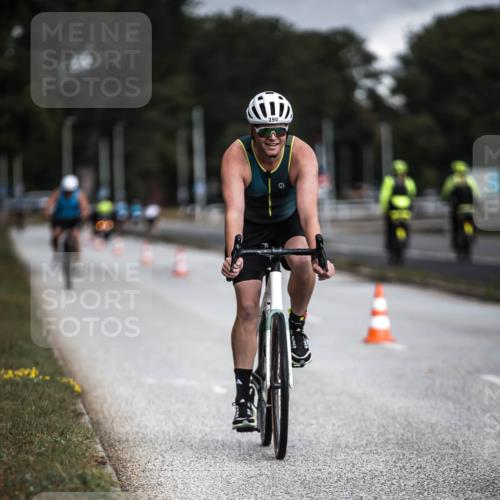 16.08.2026 - KN Förde Triathlon 2026 H.Heesch http://msf.ph/oto/9975197 16.08.2026 11:09:54 Radfahren 312, 315, 388, 390, 392 meine-sportfotos.de