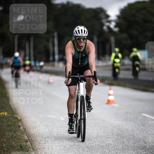 16.08.2026 - KN Förde Triathlon 2026 H.Heesch http://msf.ph/oto/9975198 16.08.2026 11:09:54 Radfahren 312, 315, 388, 390, 392 meine-sportfotos.de