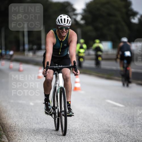 16.08.2026 - KN Förde Triathlon 2026 H.Heesch http://msf.ph/oto/9975203 16.08.2026 11:09:54 Radfahren 312, 315, 388, 390, 392 meine-sportfotos.de