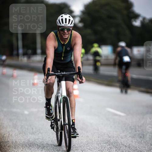 16.08.2026 - KN Förde Triathlon 2026 H.Heesch http://msf.ph/oto/9975205 16.08.2026 11:09:54 Radfahren 312, 315, 388, 390, 392 meine-sportfotos.de