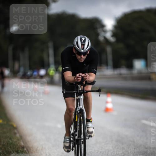 16.08.2026 - KN Förde Triathlon 2026 H.Heesch http://msf.ph/oto/9975244 16.08.2026 11:10:12 Radfahren 319, 325, 395 meine-sportfotos.de